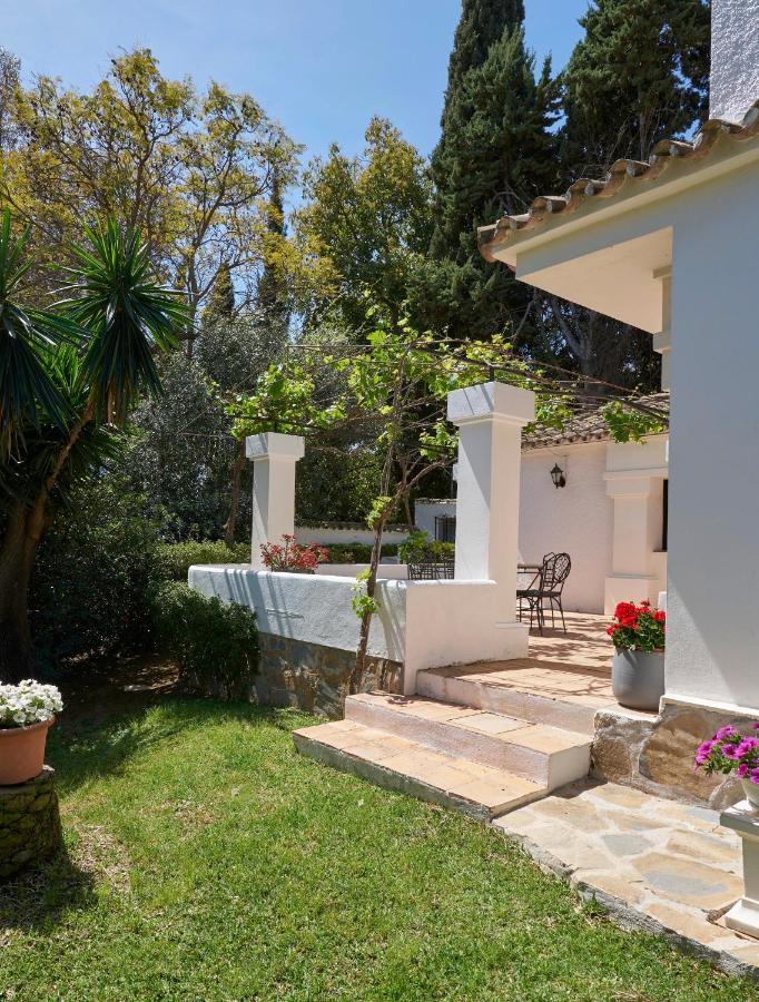 Villa Dos Palomas On The Golden Mile In Marbella Luaran gambar